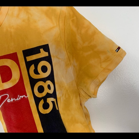 Tommy Hilfiger T-shirt - Picture 5 of 6